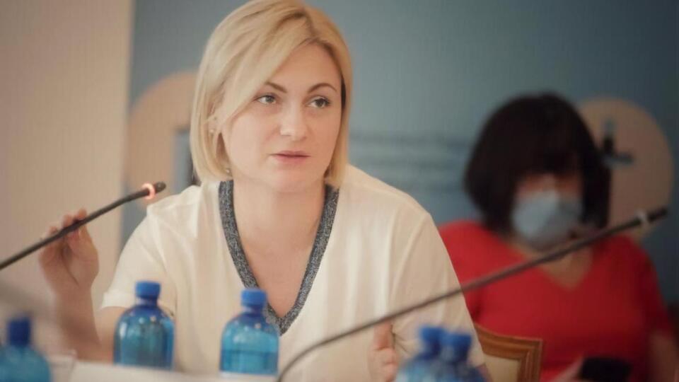 "Довгоочікуваний" законопроєкт Зеленського про олігархів Рада розгляне наступного тижня, зазначила Кравчук