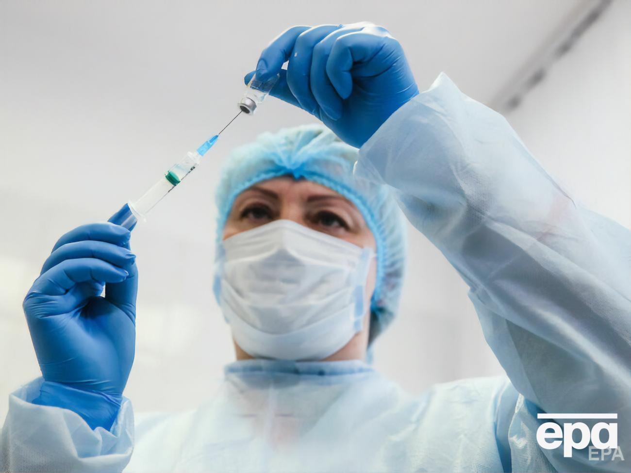 Кількість українців, яким повністю ввели вакцину проти COVID-19, перевищила 500 тис.