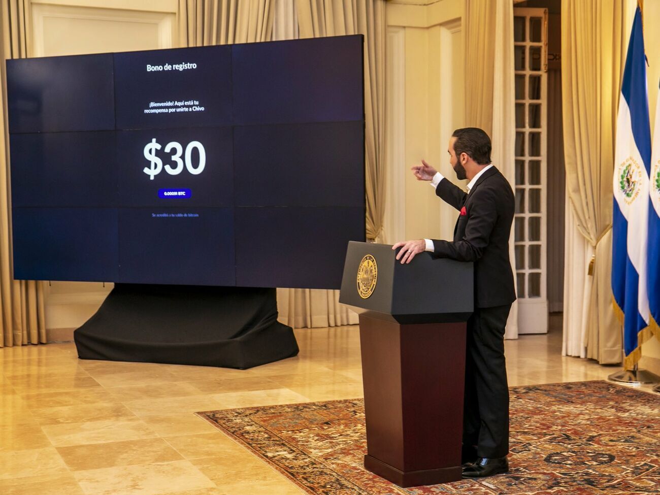 Букеле доручив опрацювати план майнінгу криптовалюти завдяки поновній енергії вулканів