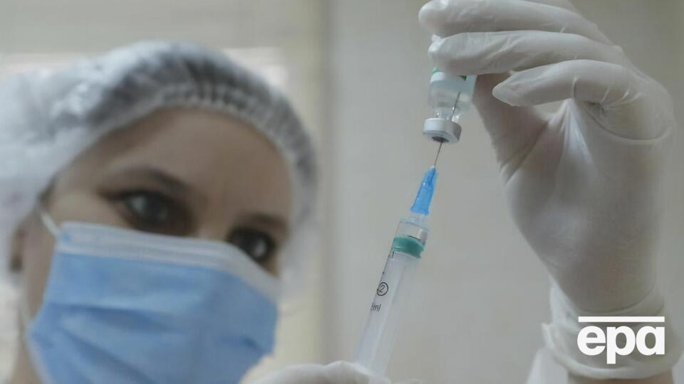 Найбільше доз вакцин ввели в Києві