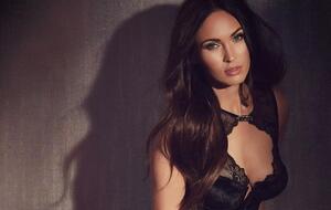 Бисексуалка Фокс после развода в 2020 году с Грином встречается с рэпером Machine Gun Kelly