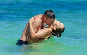 Теперь у Александра Эллерта и Ксении Мишиной по два парных тату у каждого