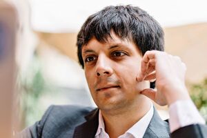 В Конституции Украины заложены неработающие механизмы госуправления. Это приводит к хаосу вместо слаженной работы государственного аппарата