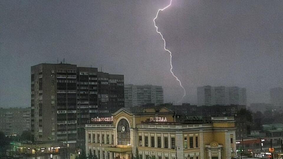 Синоптики обещали Москве 28 июня до 70% месячной нормы осадков