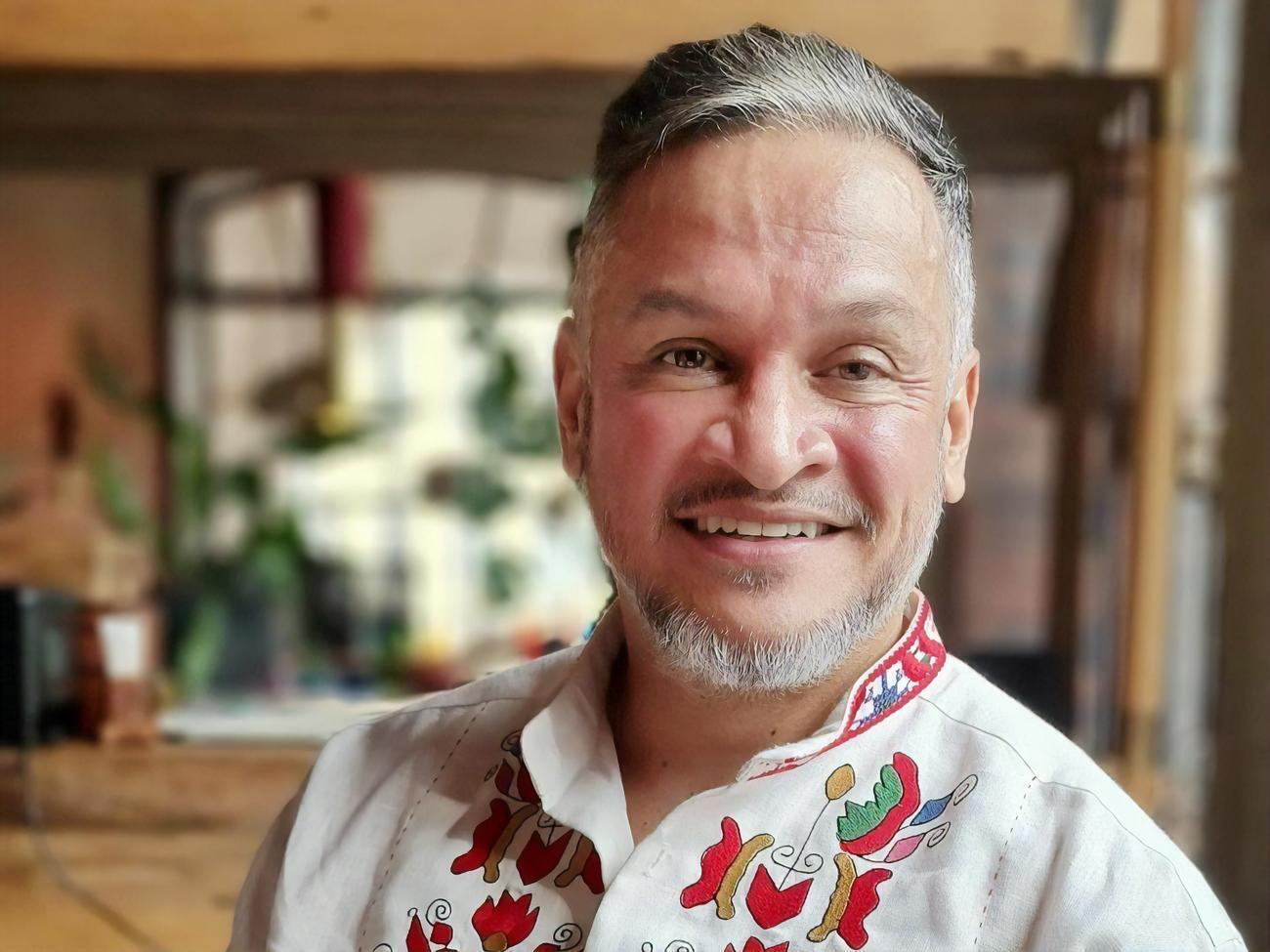 Фотосессия кулинарного эксперта в национальной украинской одежде набрала больше 11 тыс. лайков меньше чем за сутки