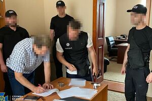 Директора фірми-підрядника повідомили про підозру