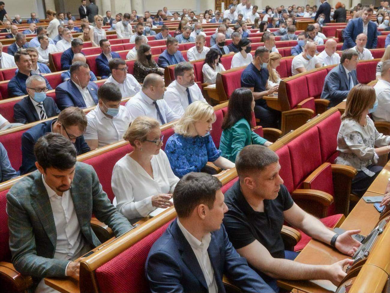 Рада приняла закон, который призван предотвратить коррупцию в сфере подтверждения дипломов моряков