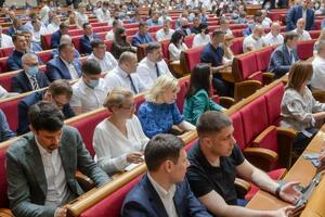 Рада приняла закон, который призван предотвратить коррупцию в сфере подтверждения дипломов моряков