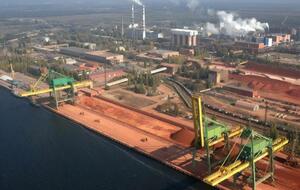 Оценку влияния завода на окружающую среду фактически до сих пор не провели, сообщил эколог