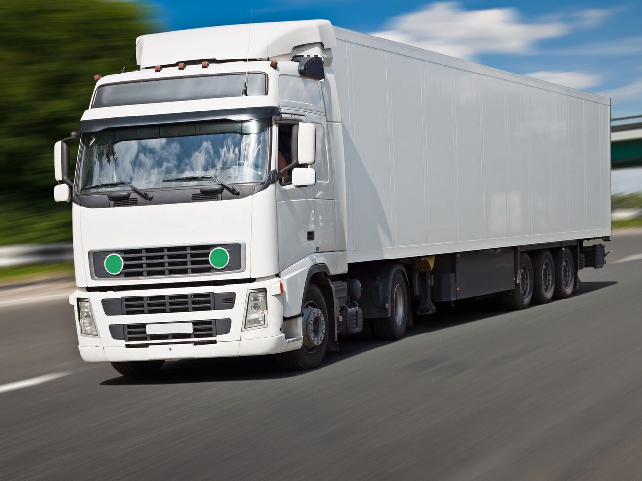 Согласно новому закону, штраф за отказ от взвешивания или неправильно заполненную накладную составит 51 тыс. грн