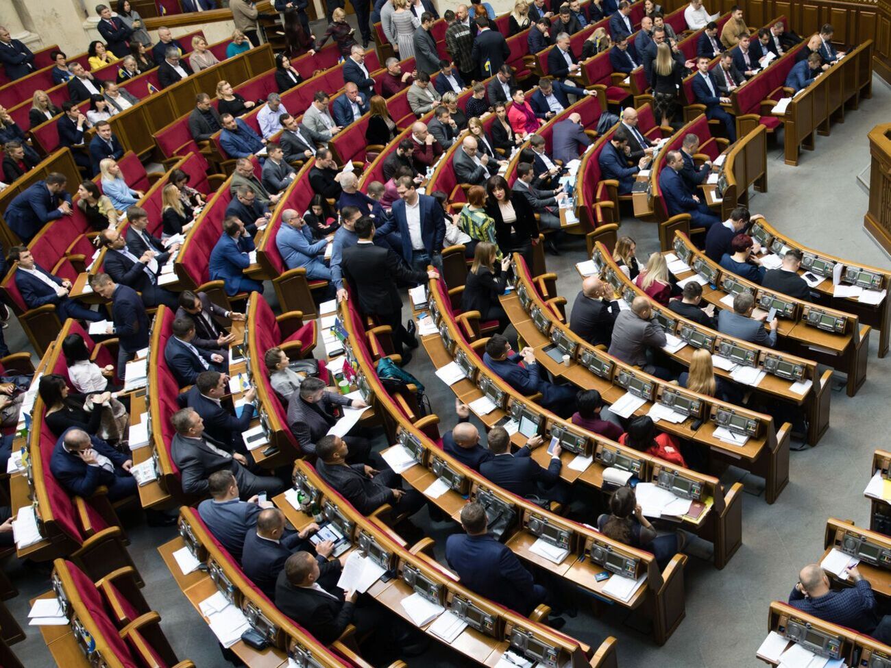 Представители оппозиции согласились войти в следственную комиссию Рады только при условии, что первым она рассмотрит вопрос вагнеровцев