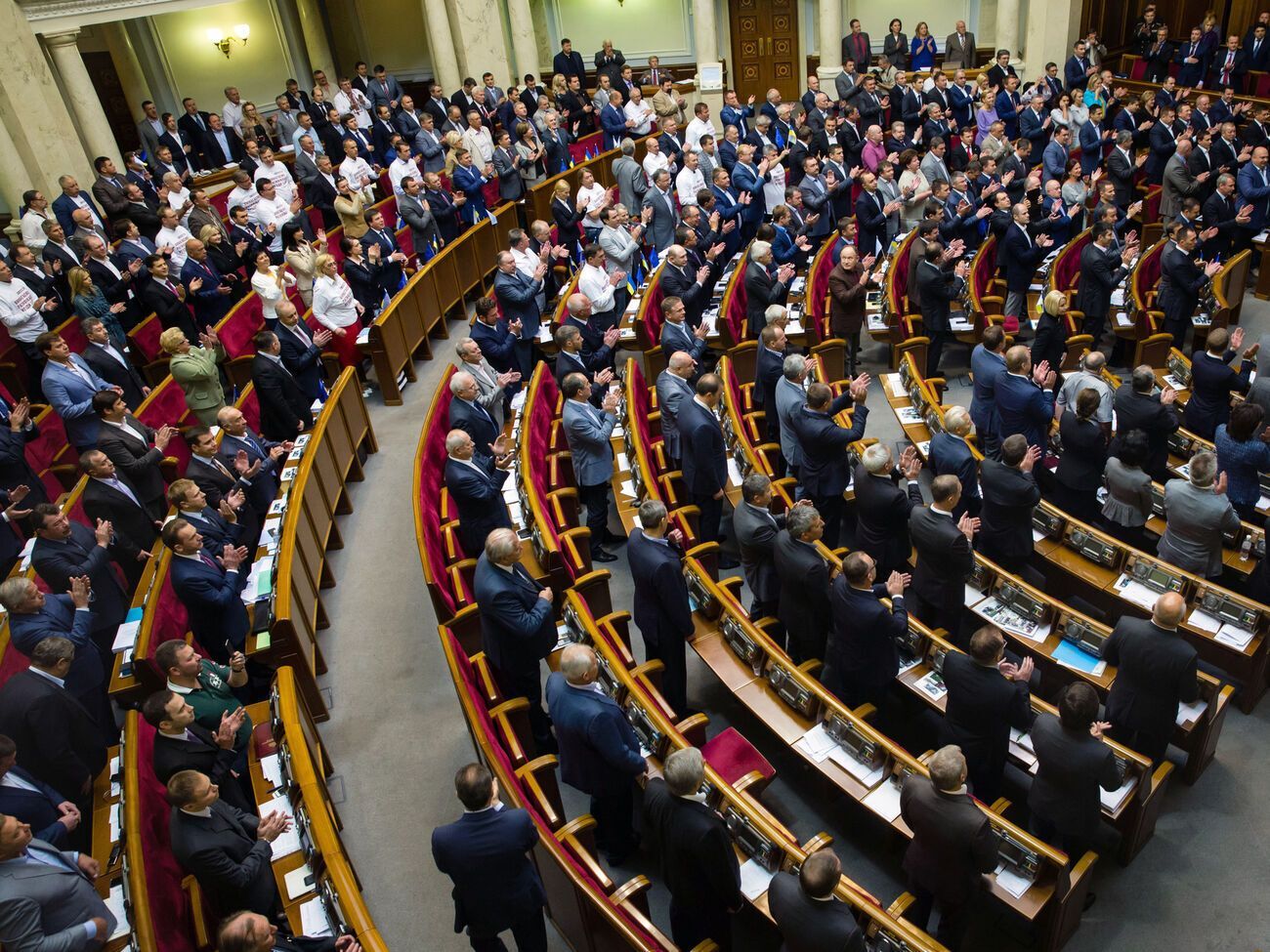 Предполагается, что нововведения принесут в бюджет страны 3 млрд грн в год только от рекламных услуг