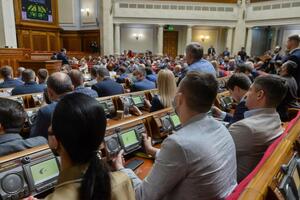 Рада ухвалила президентський законопроєкт про посилення відповідальності за брехню в деклараціях