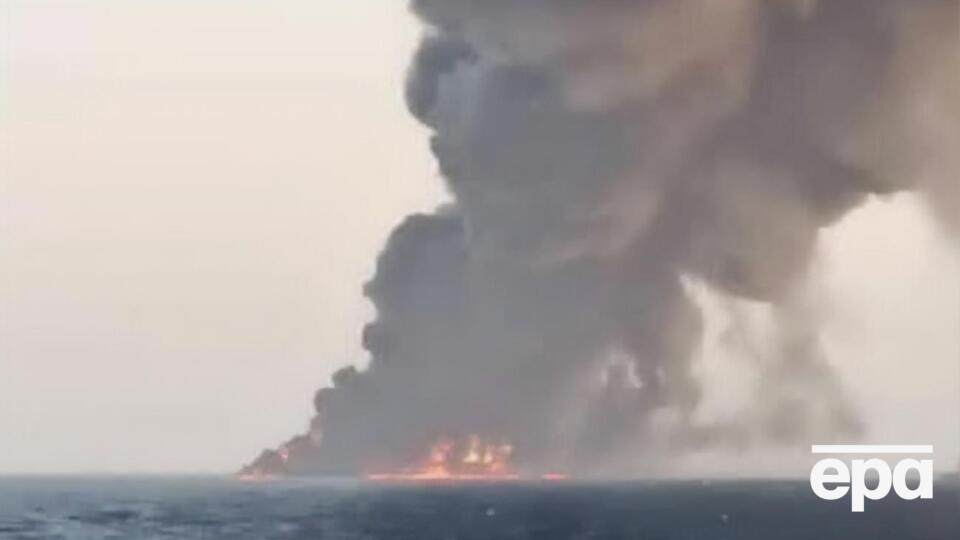 Танкер Kharg был построен в Великобритании и спущен на воду в 1977 году