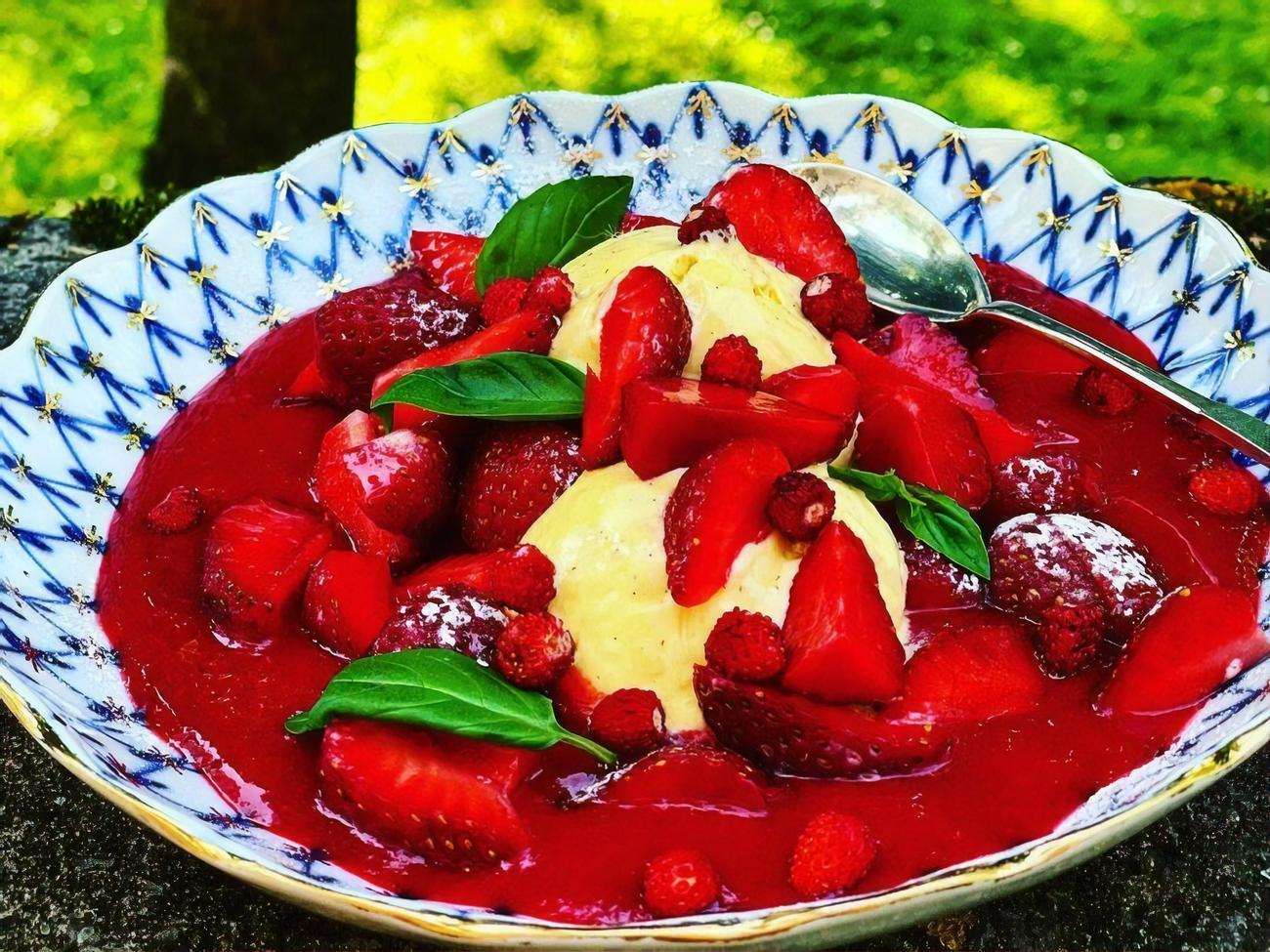 В блюдо можно также добавить землянику