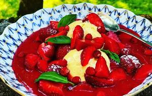 У страву можна також додати суницю