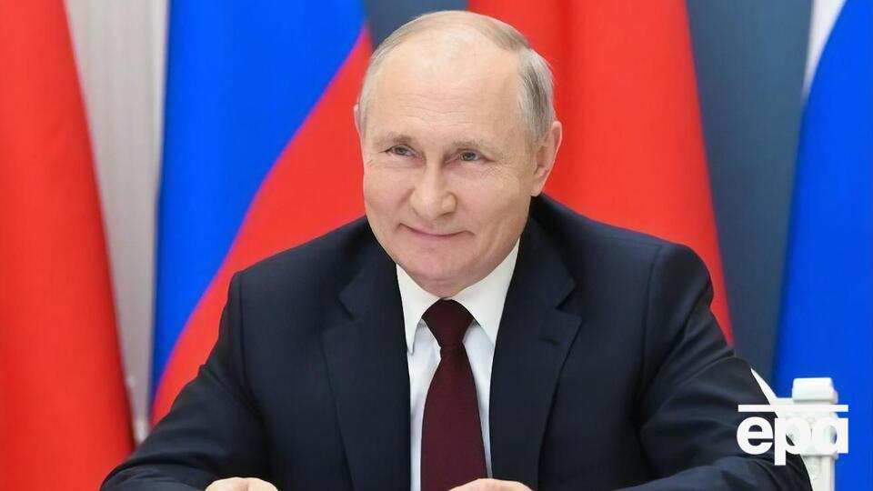 Путин оговорился, называя препарат, которым вакцинировался