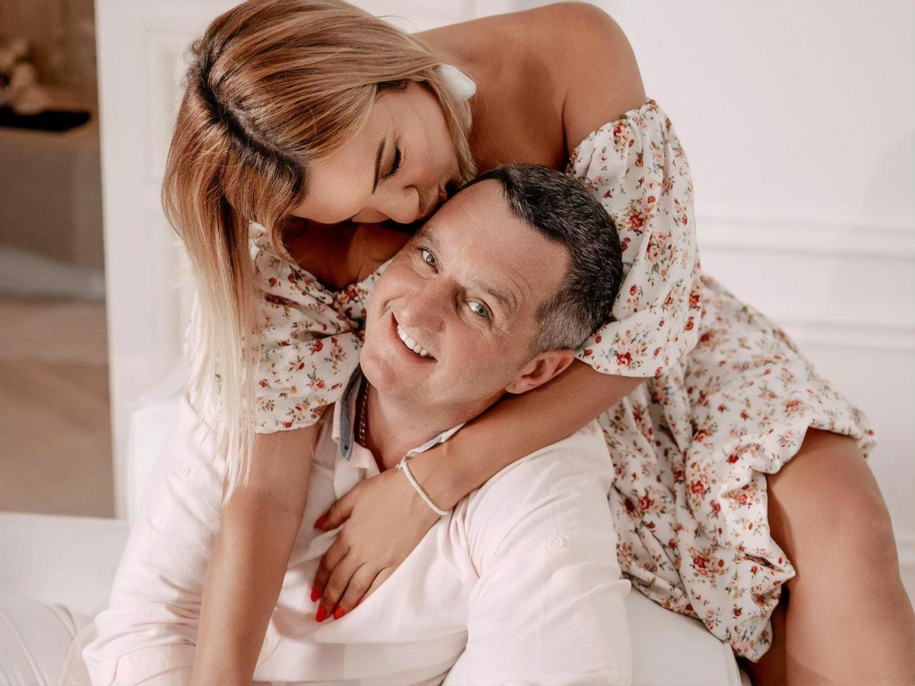 Дядя Жора со своей новой старой супругой Натальей Мичковской