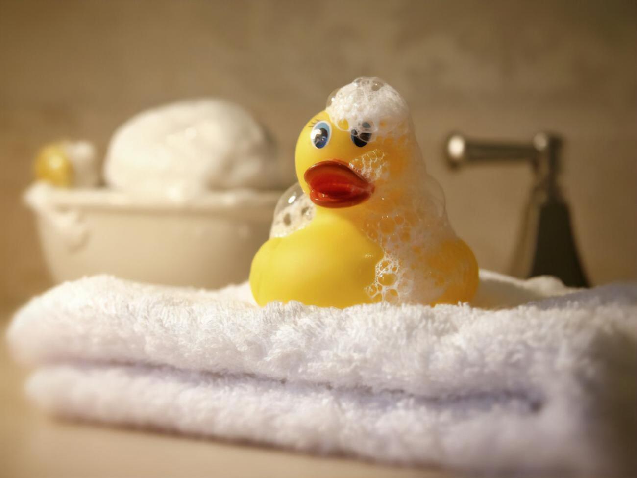 История резиновой уточки насчитывает более 200 лет