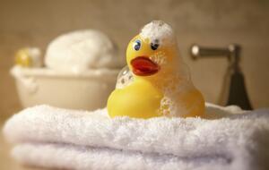 История резиновой уточки насчитывает более 200 лет