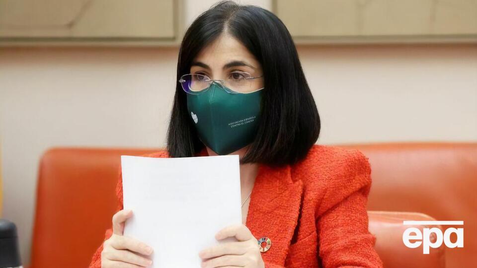 Дариас сообщила, когда планируют завершить вакцинацию подростков