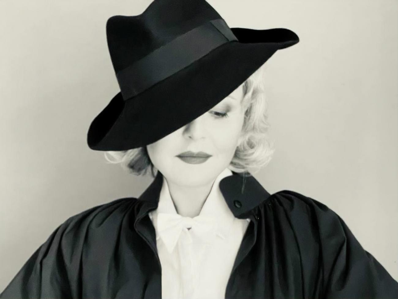 52-летняя Анжелика Варум кардинально сменила имидж