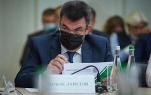 Данілов запевнив, що в санкційні списки потрапили тільки ті, хто скоїли злочини