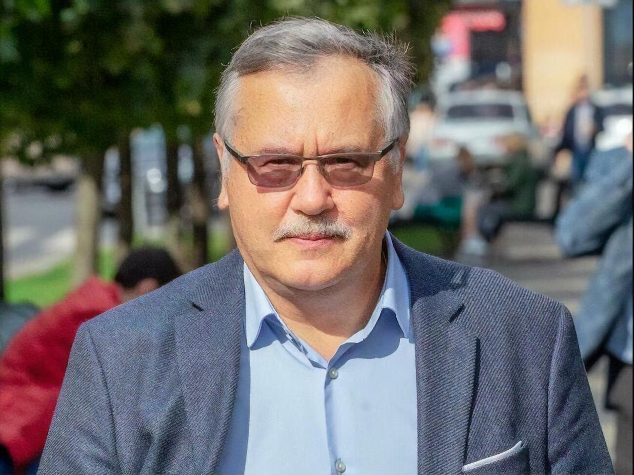 Гриценко:&nbsp;Жаль, что нынешние руководители и их помощники не имеют образования