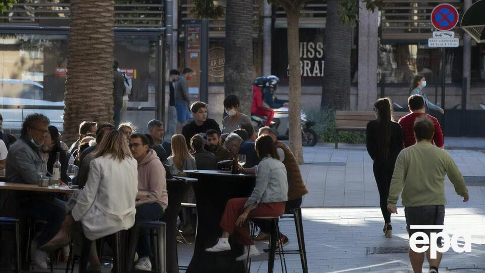 В зависимости от ситуации с COVID-19 в правительстве Франции страны поделили на три зоны