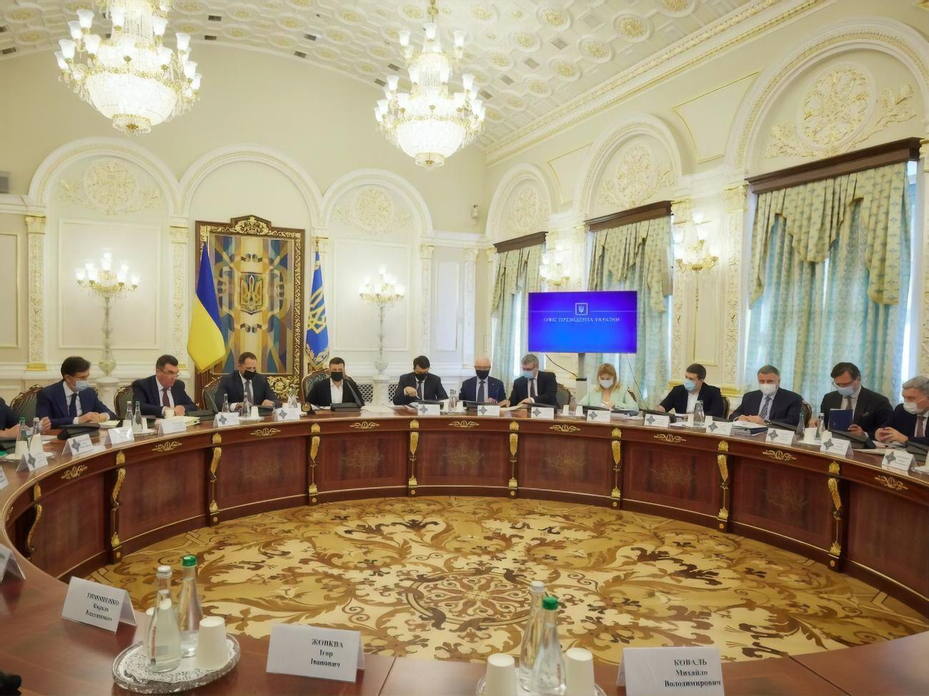 В составе СНБО сейчас 23 человека