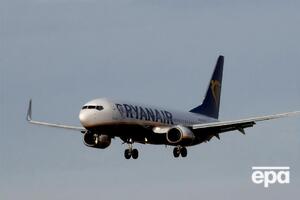 Літак Ryanair, що летів з Афін до Вільнюса, 23 травня здійснив у Мінську екстрене приземлення