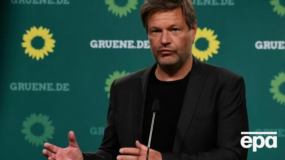 У травні Габек був в Україні
