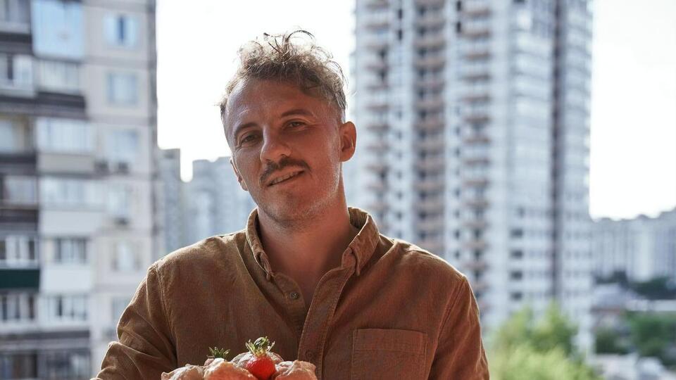 Клопотенко: Запечіть полуницю із сиром