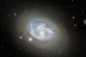 На знімку зображено галактику NGC 4680