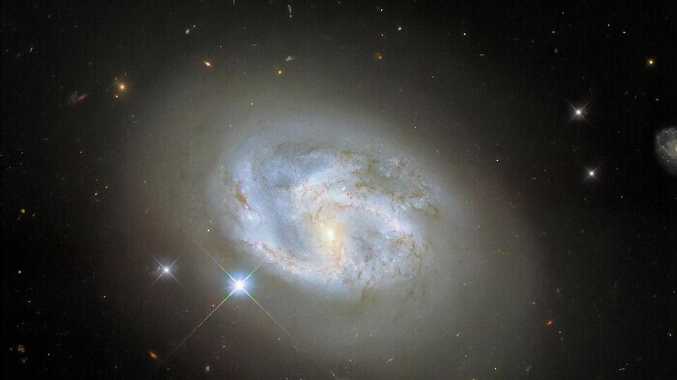 На знімку зображено галактику NGC 4680