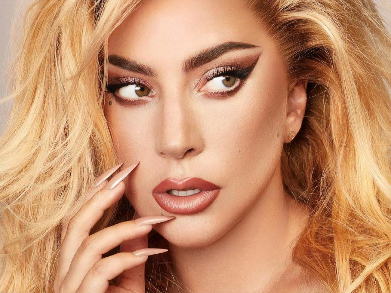 Видео с Леди Гага в нижнем белье длится всего пару секунд, но уже получило почти 1,7 млн лайков