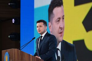 Зеленський утримує лідерство у президентському рейтингу
