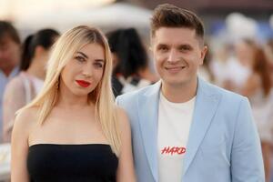 С третьей попытки у Анатолича и его жены Юлии родится сын, сейчас пара воспитывает двух дочерей