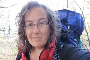 За час подорожі британка зносила сім пар взуття