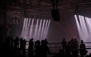 В клубе Temple of Deer, принадлежащем сыну Януковича, диджеи исполняют бескомпромиссное техно