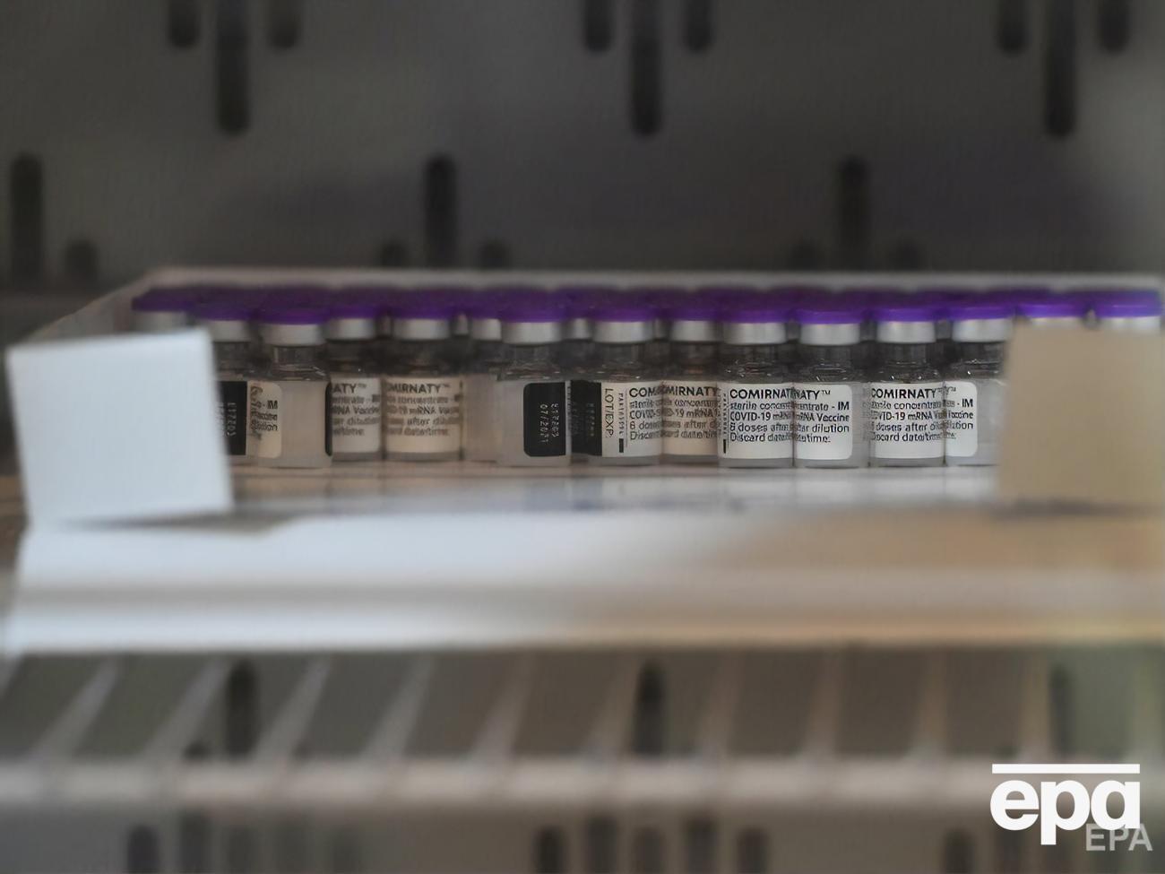 В Україну вже надійшло 234 тис. доз вакцини від Pfizer/BioNTech, закуплених державним коштом