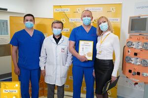 Оборудование позволяет проводить различные виды очищения крови в критических ситуациях, применяется для лечения пациентов с тяжелыми острыми заболеваниями