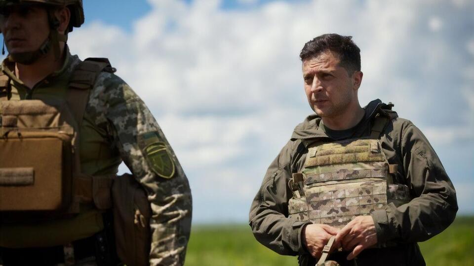 Зеленский поблагодарил украинских военных