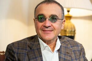 Никонов: Считаю, что в Офисе президента гаранту должны донести, что это политически неправильно