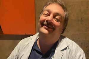 Быков будет читать свои новые стихи