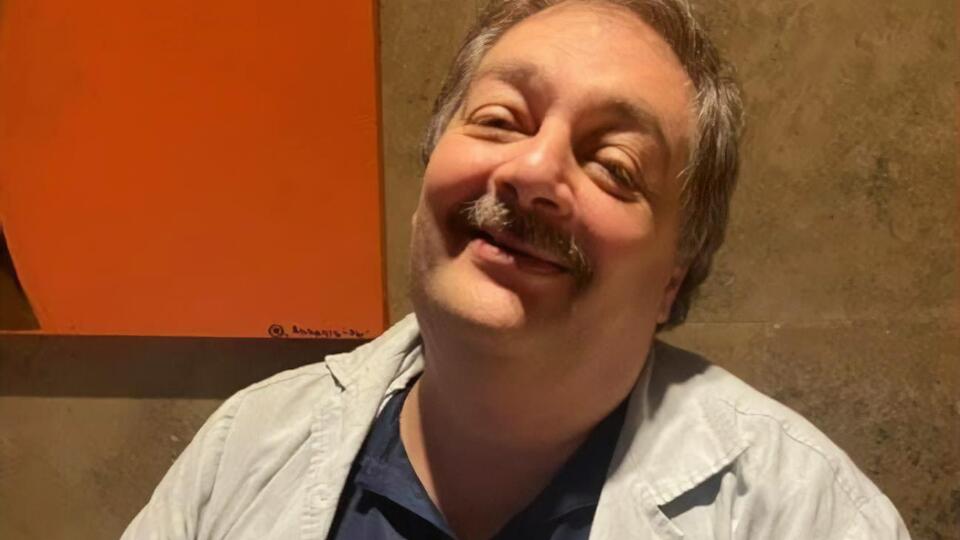 Быков будет читать свои новые стихи