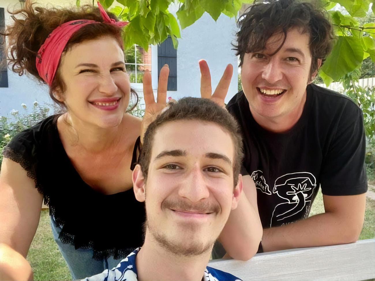 17-летний Лев &ndash; единственный сын Ольги и Дмитрия Шуровых