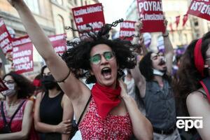 Эрдоган объявил новый план действий по борьбе с насилием в отношении женщин