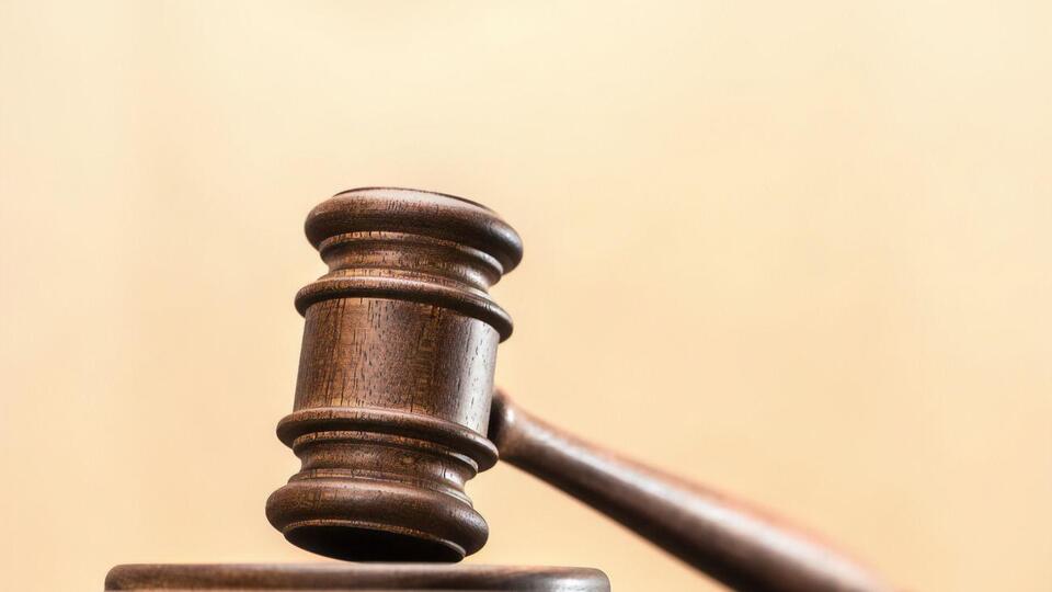 Суд смягчил меру пресечения Умке 9 июля