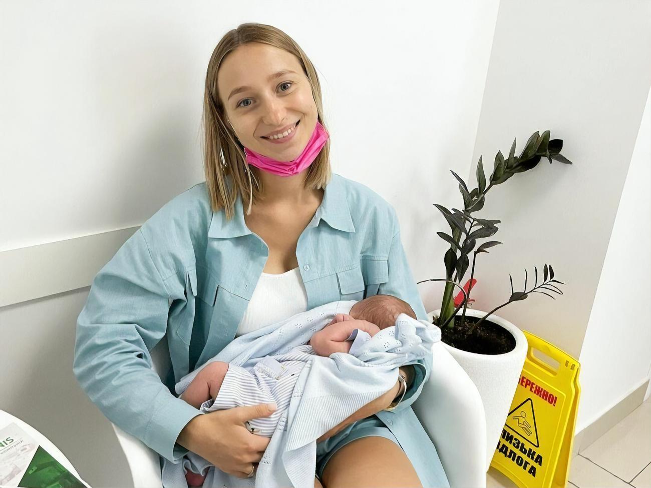 Репяхова родила 15 июня